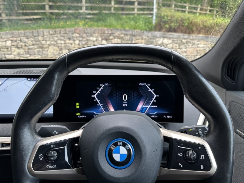 2022 (72) BMW iX xDrive40 M Sport Edition 5360197