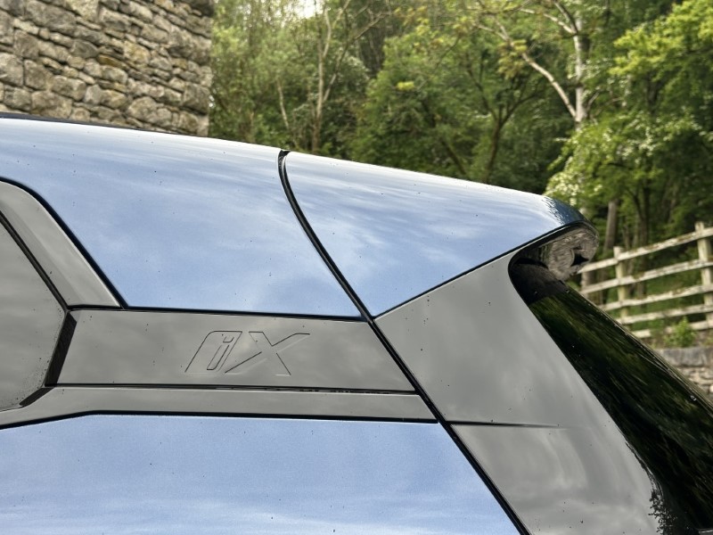 2022 (72) BMW iX xDrive40 M Sport Edition 5360207