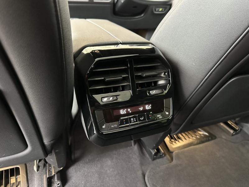2022 (72) BMW iX xDrive40 M Sport Edition 5360190