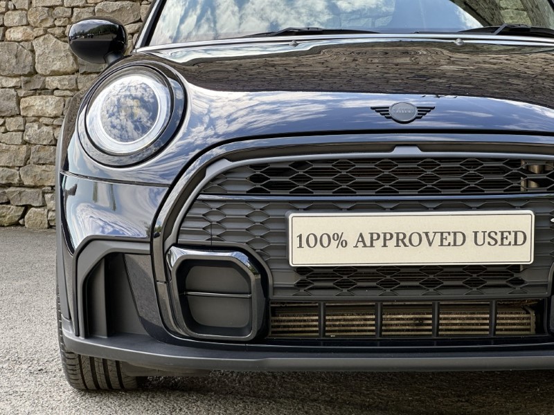 2022 (72) MINI HATCHBACK 1.5 Cooper Sport 3dr Auto 5357498