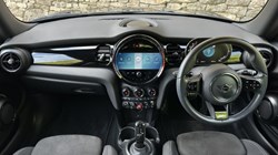 2022 (72) MINI HATCHBACK 1.5 Cooper Sport 3dr Auto 5357487