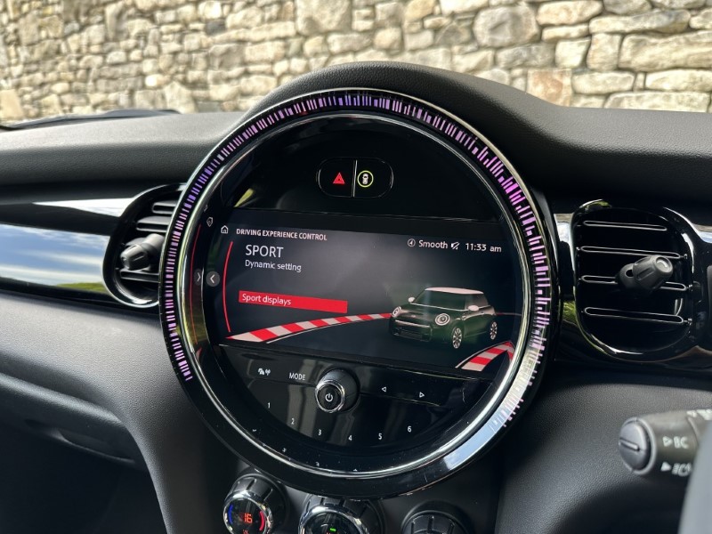 2022 (72) MINI HATCHBACK 1.5 Cooper Sport 3dr Auto 5357475