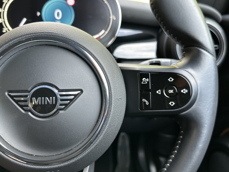2022 (72) MINI HATCHBACK 1.5 Cooper Sport 3dr Auto 5357460