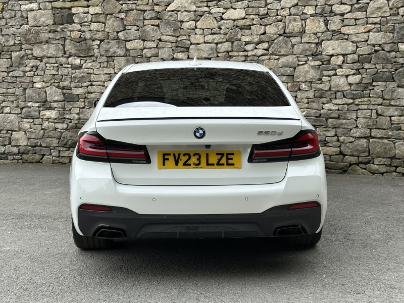 2023 (23) BMW 5 SERIES 520d MHT M Sport 4dr Saloon 5358821