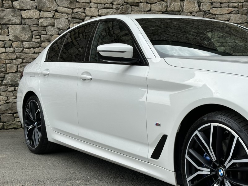 2023 (23) BMW 5 SERIES 520d MHT M Sport 4dr Saloon 5358847