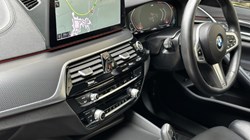2023 (23) BMW 5 SERIES 520d MHT M Sport 4dr Saloon 5358808