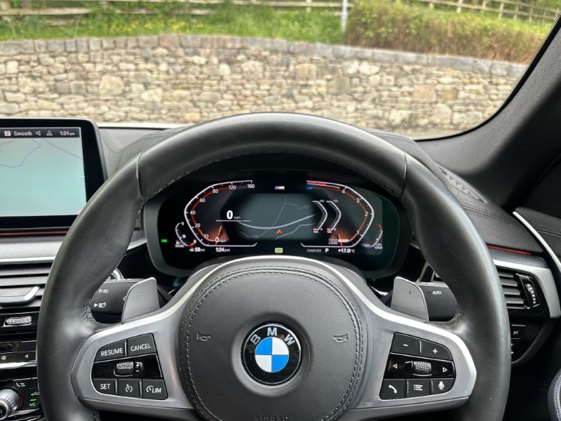 2023 (23) BMW 5 SERIES 520d MHT M Sport 4dr Saloon 5358837