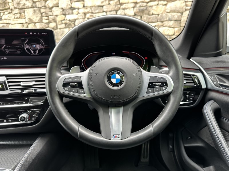 2023 (23) BMW 5 SERIES 520d MHT M Sport 4dr Saloon 5358830