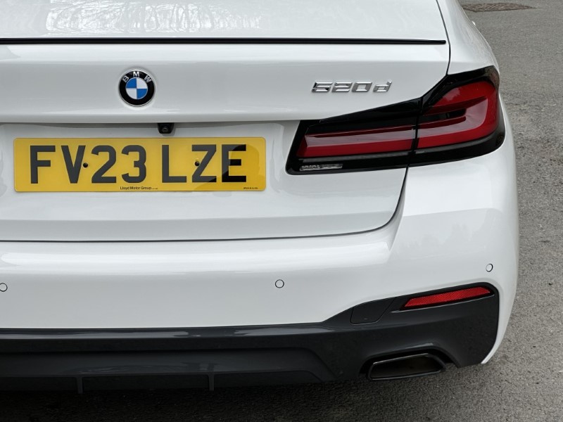 2023 (23) BMW 5 SERIES 520d MHT M Sport 4dr Saloon 5358782