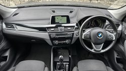 2018 (18) BMW X1 sDrive 18i Sport 5dr 5398115