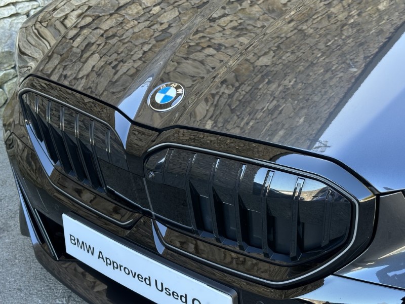 2025 (75) BMW 5 SERIES 520i M Sport Pro Saloon 5331526