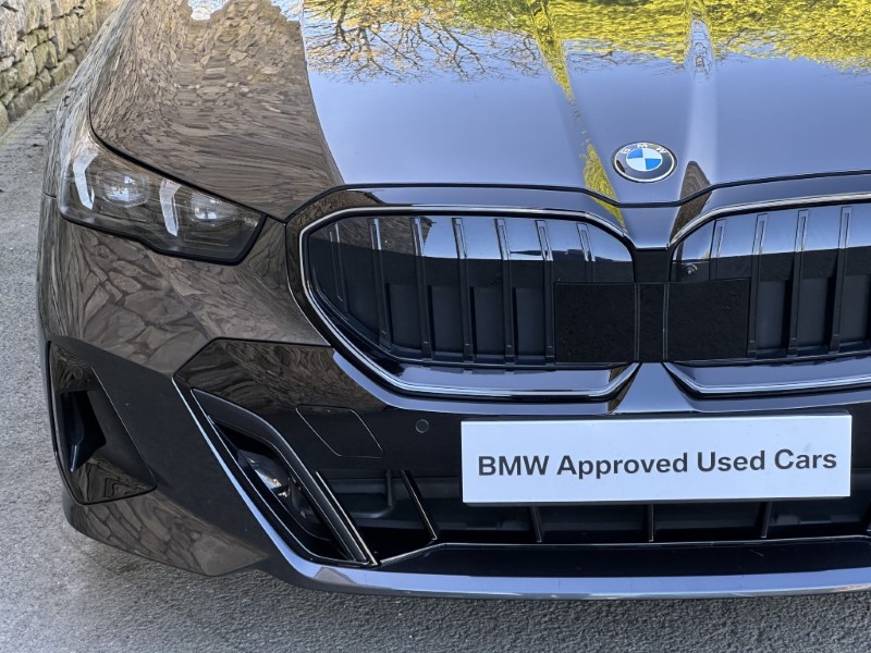 2025 (75) BMW 5 SERIES 520i M Sport Pro Saloon 5331524
