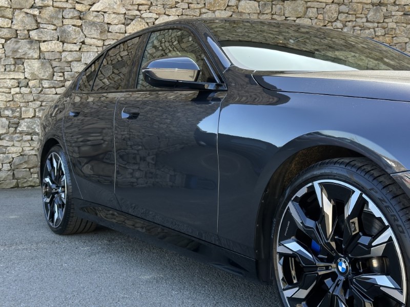 2025 (75) BMW 5 SERIES 520i M Sport Pro Saloon 5331570