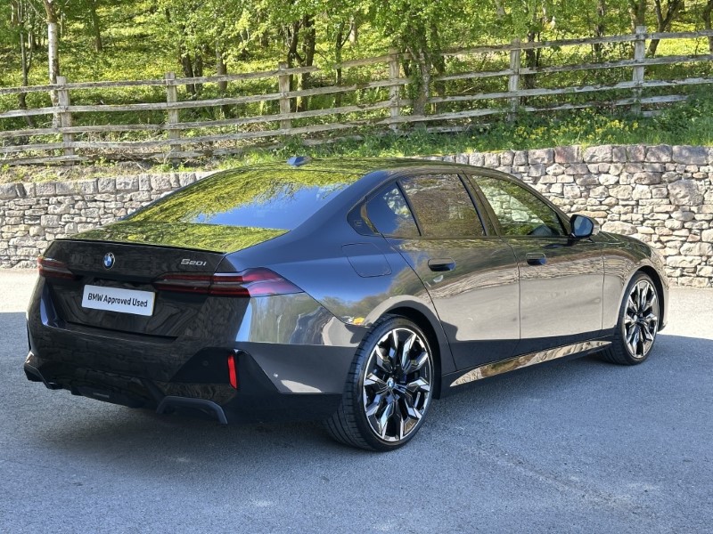 2025 (75) BMW 5 SERIES 520i M Sport Pro Saloon 5331571
