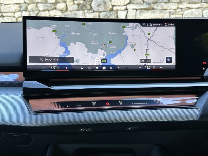 2025 (75) BMW 5 SERIES 520i M Sport Pro Saloon 5331552