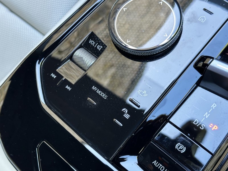 2025 (75) BMW 5 SERIES 520i M Sport Pro Saloon 5331515