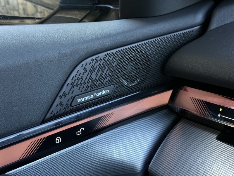 2025 (75) BMW 5 SERIES 520i M Sport Pro Saloon 5331566