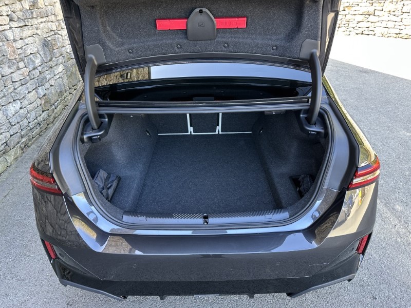 2025 (75) BMW 5 SERIES 520i M Sport Pro Saloon 5331504