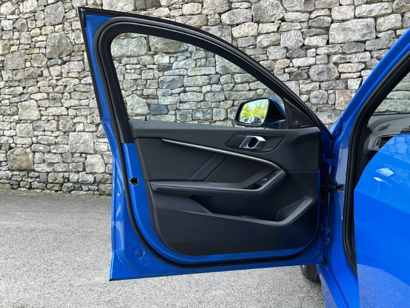 2023 (23) BMW 1 SERIES 120d M Sport 5dr  5390075