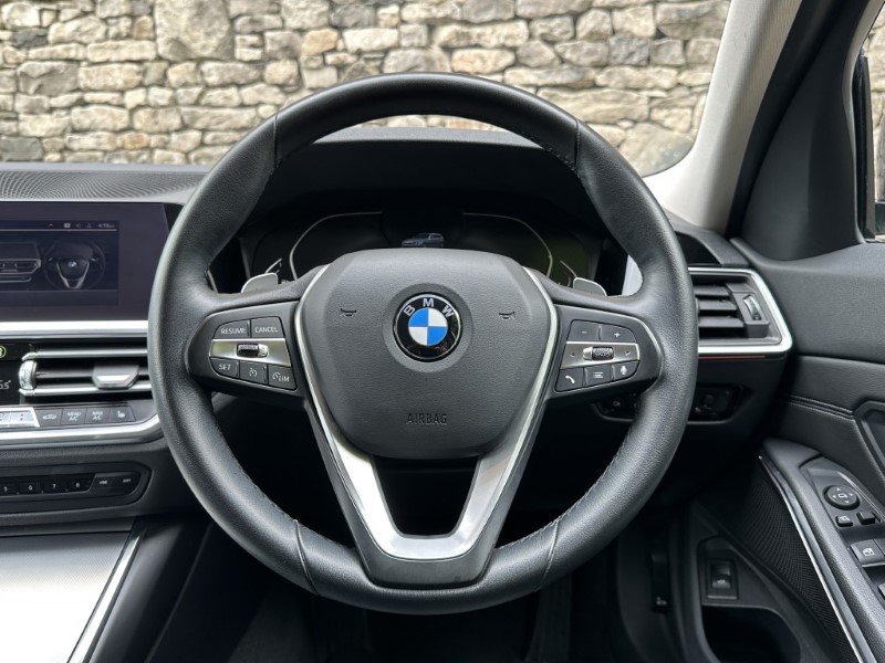 2021 (21) BMW 3 SERIES 320i Sport 5dr Touring  5434183