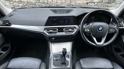 2021 (21) BMW 3 SERIES 320i Sport 5dr Touring 5434184