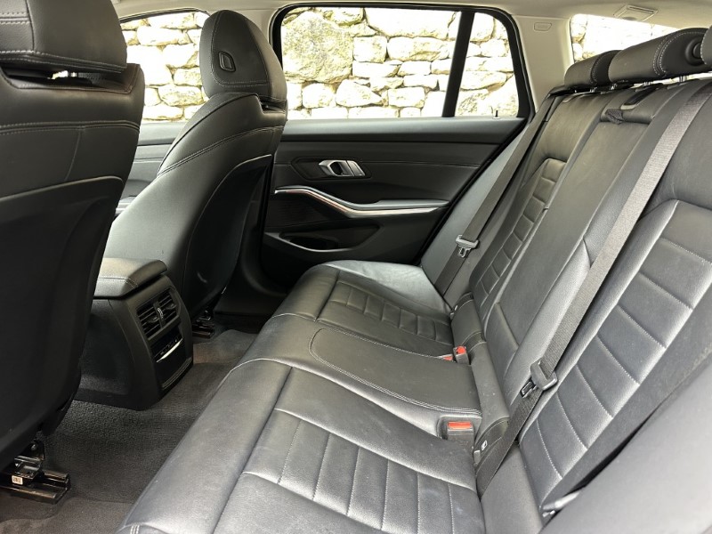 2021 (21) BMW 3 SERIES 320i Sport 5dr Touring  5434160