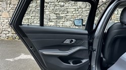 2021 (21) BMW 3 SERIES 320i Sport 5dr Touring 5434177