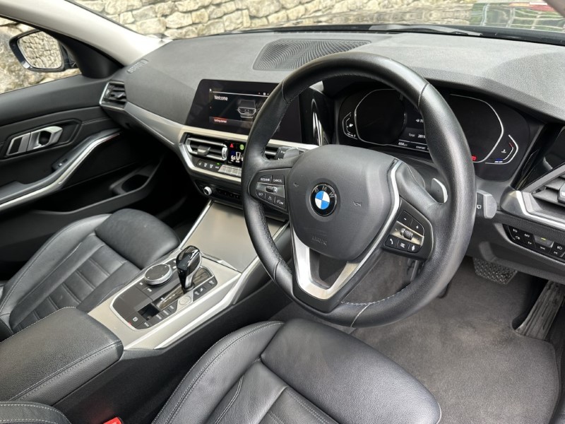 2021 (21) BMW 3 SERIES 320i Sport 5dr Touring  5434141