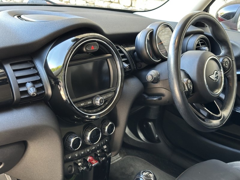 2018 (18) MINI HATCHBACK 1.5 Cooper 3dr 5397537