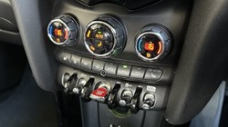2018 (18) MINI HATCHBACK 1.5 Cooper 3dr 5397524