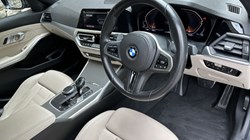 2021 (21) BMW 3 SERIES 320i xDrive M Sport 4dr Saloon 5376573