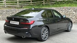 2021 (21) BMW 3 SERIES 320i xDrive M Sport 4dr Saloon 5376636