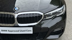 2021 (21) BMW 3 SERIES 320i xDrive M Sport 4dr Saloon 5376592