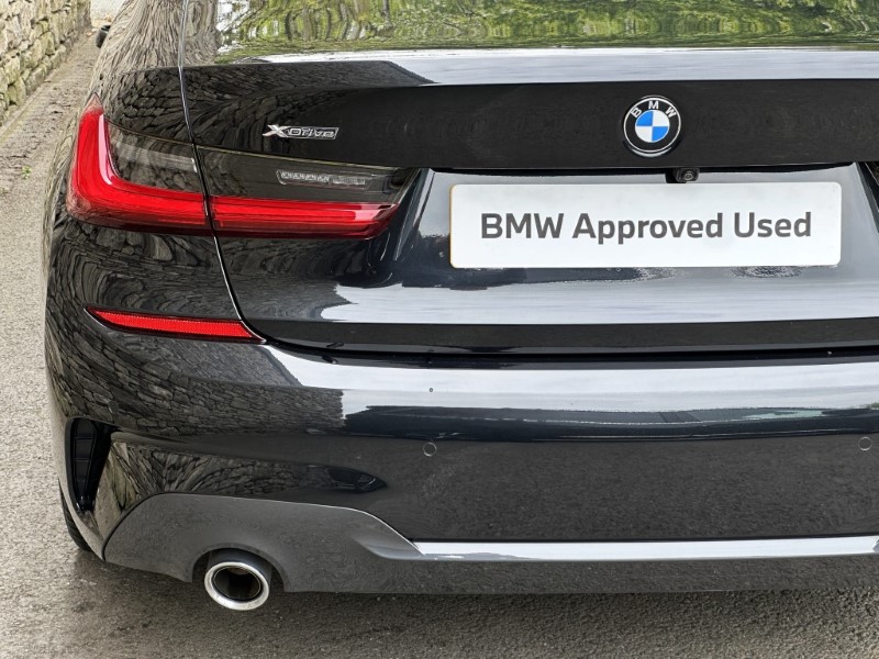 2021 (21) BMW 3 SERIES 320i xDrive M Sport 4dr Saloon 5376566