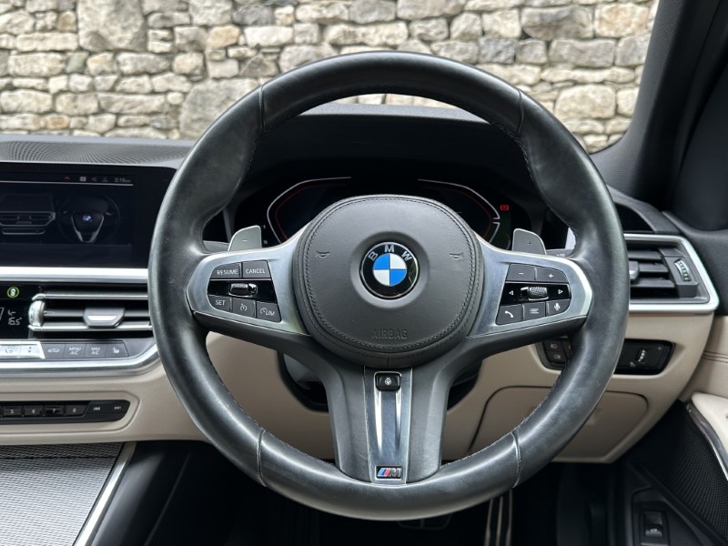 2021 (21) BMW 3 SERIES 320i xDrive M Sport 4dr Saloon 5376616