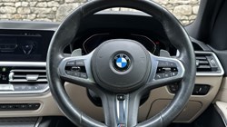 2021 (21) BMW 3 SERIES 320i xDrive M Sport 4dr Saloon 5376616