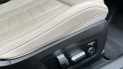 2021 (21) BMW 3 SERIES 320i xDrive M Sport 4dr Saloon 5376576