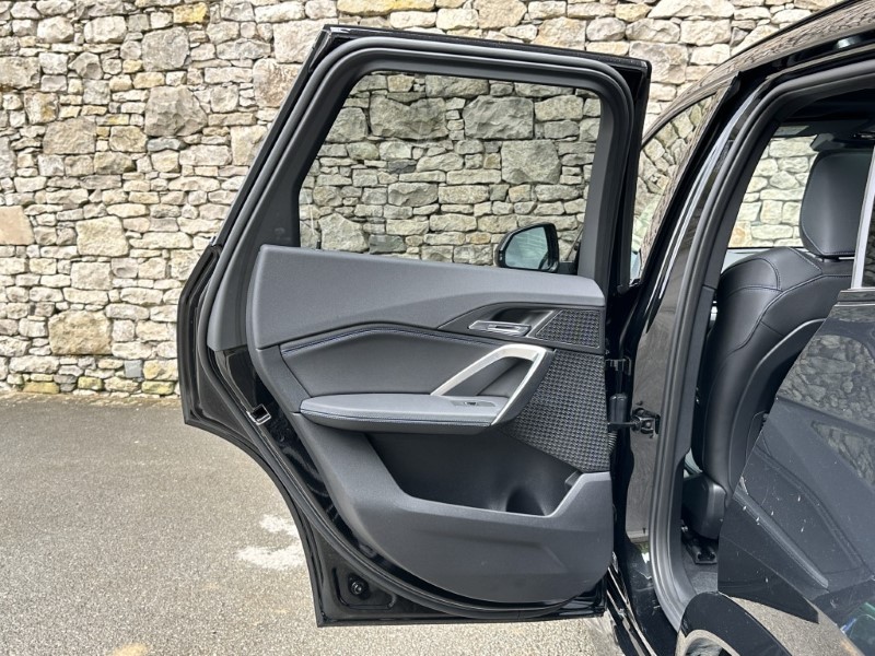 2023 (23) BMW iX1 xDrive30 M Sport 5408275