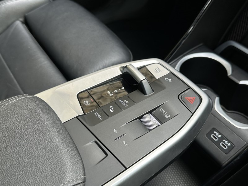 2023 (23) BMW iX1 xDrive30 M Sport 5390640