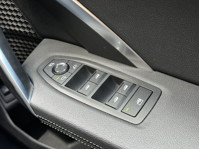 2023 (23) BMW iX1 xDrive30 M Sport 5390645