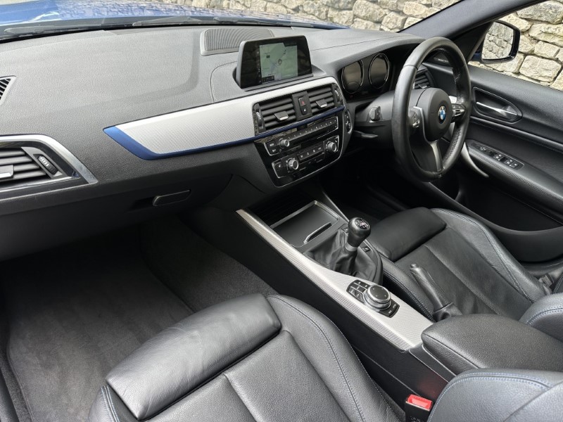 2019 (19) BMW 1 SERIES 118d M Sport Shadow Edition 5dr 5394374