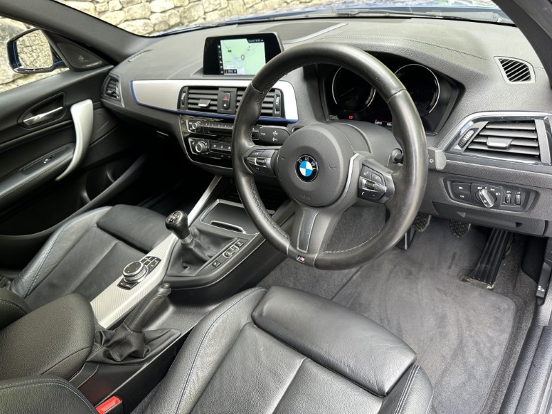 2019 (19) BMW 1 SERIES 118d M Sport Shadow Edition 5dr 5394355