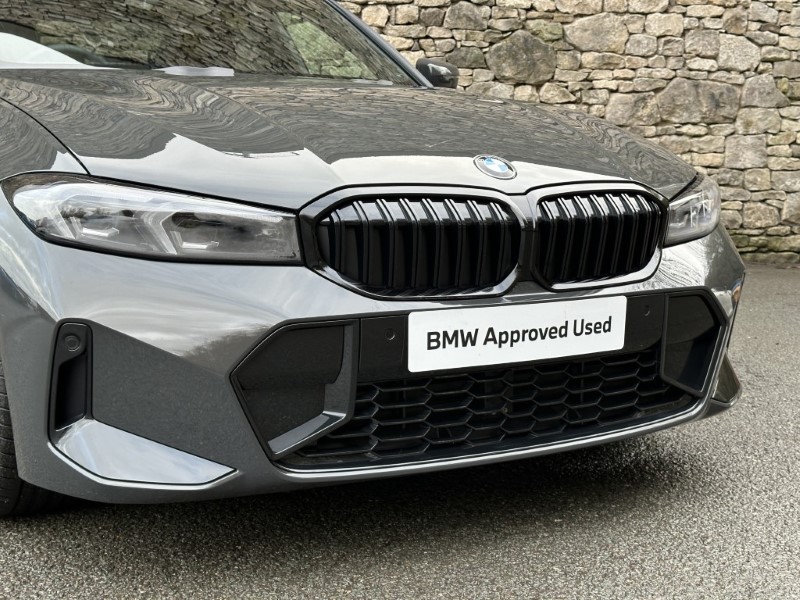 2026 (26) BMW 3 SERIES 320i M Sport 4dr Saloon 5366963