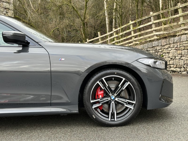 2026 (26) BMW 3 SERIES 320i M Sport 4dr Saloon 5366957