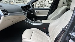 2019 (69) BMW 3 SERIES 330i M Sport 5dr Touring 5412880