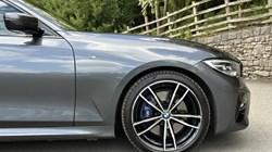2019 (69) BMW 3 SERIES 330i M Sport 5dr Touring 5412921