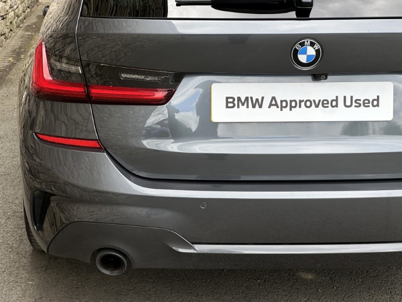 2019 (69) BMW 3 SERIES 330i M Sport 5dr Touring  5412851