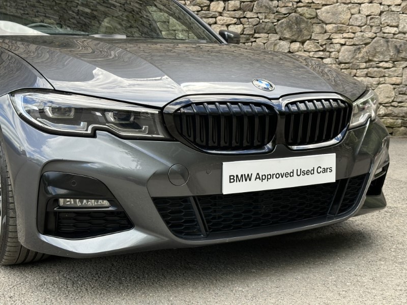 2019 (69) BMW 3 SERIES 330i M Sport 5dr Touring  5412916