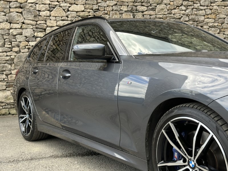 2019 (69) BMW 3 SERIES 330i M Sport 5dr Touring  5412924