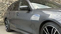 2019 (69) BMW 3 SERIES 330i M Sport 5dr Touring 5412924